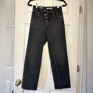Levi’s Ribcage Straight Black Denim Jean